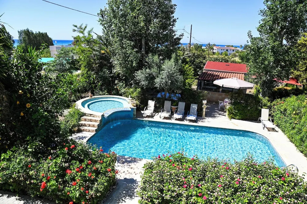 Kritos Apartments With Two Bedrooms