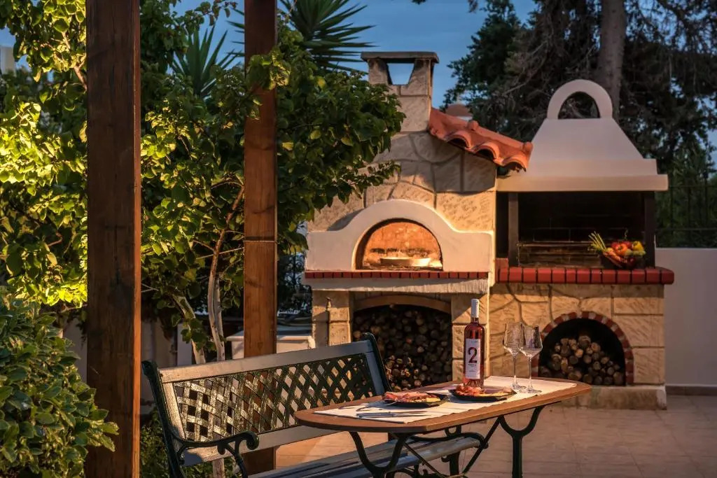 Heraklion Seaside Gem - Olia Private Retreat