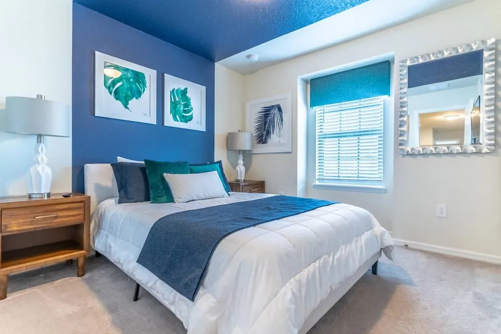 2409 Windsor at Westside
