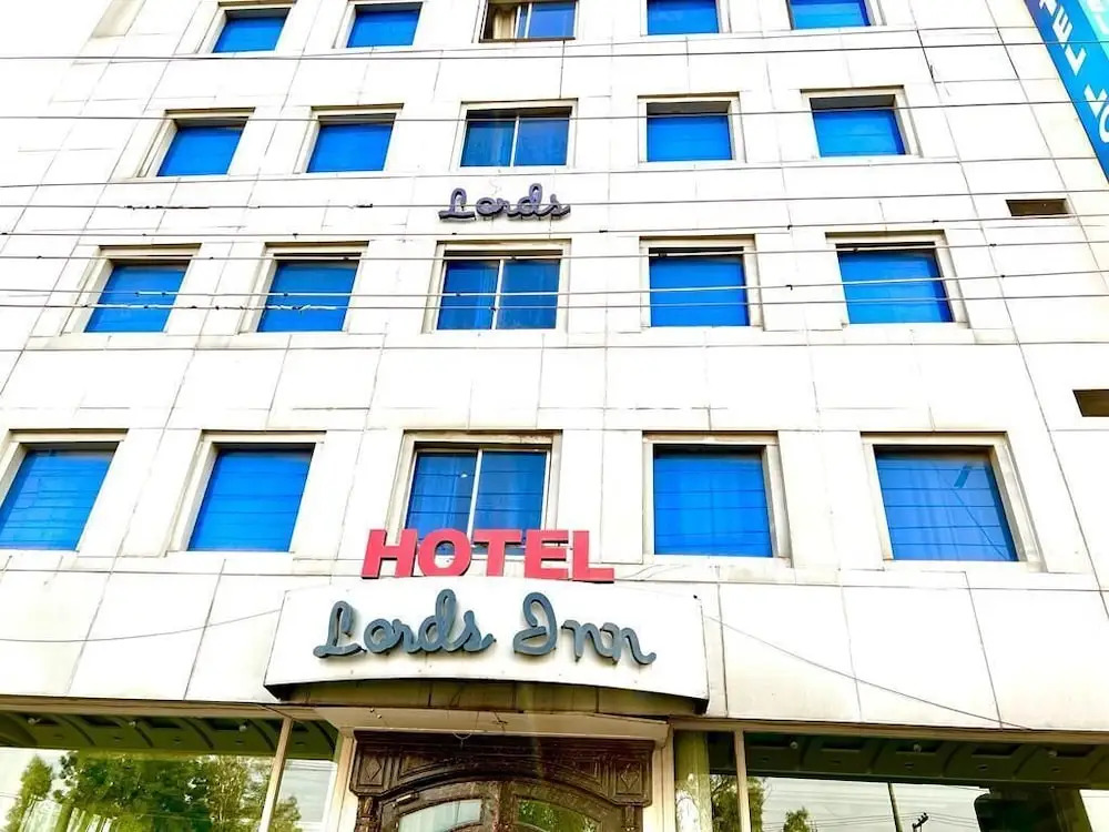 Lords Inn Hotel