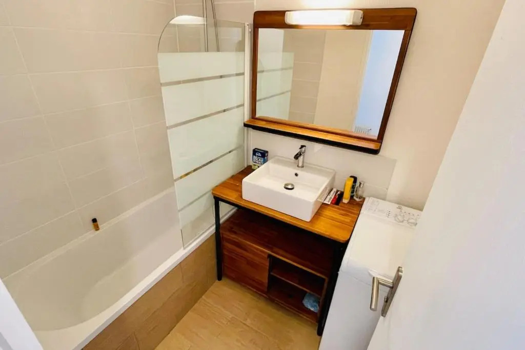 Furnished Apartment With Balcony & Parking in A Secure Residence