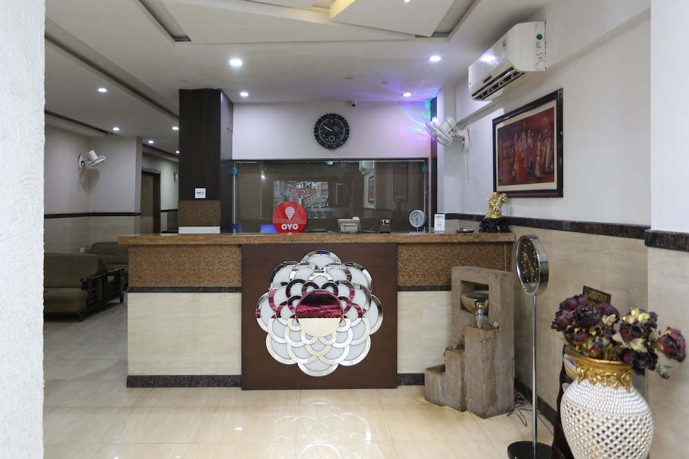 OYO 12479 Hotel city shine