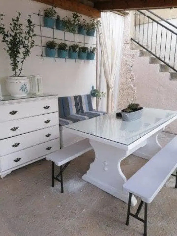 Apartment AD - Pirovac