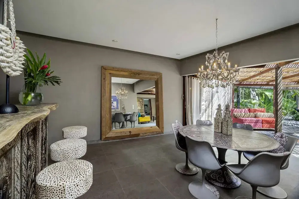 Villa Sham