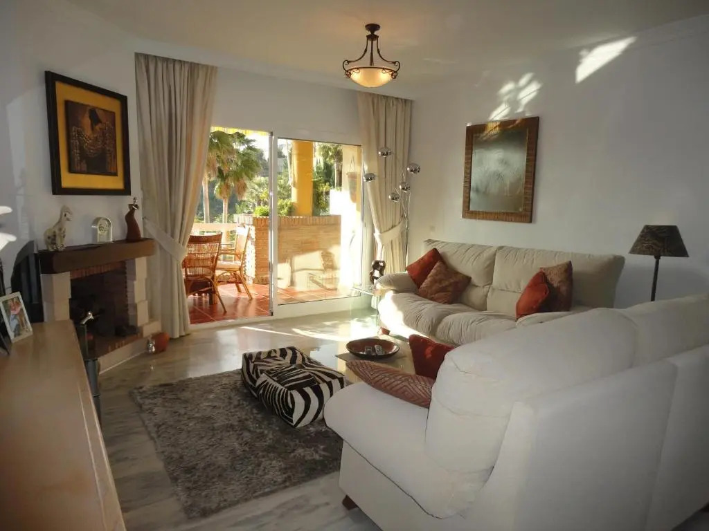 Ref. 2733 Altos De Calahonda