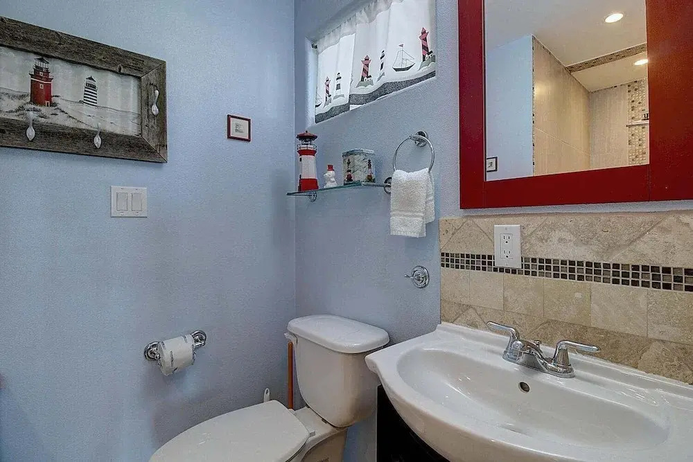 Spacious & Pet Friendly + Game Room Sleeps 10