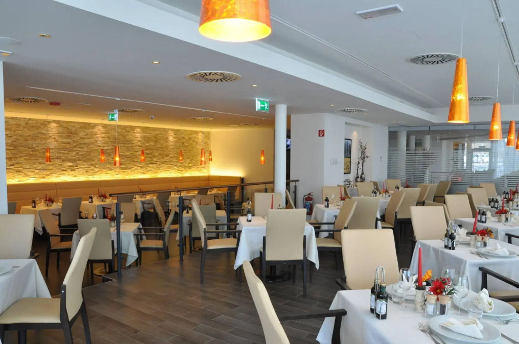 Hotel Admiral Kozina
