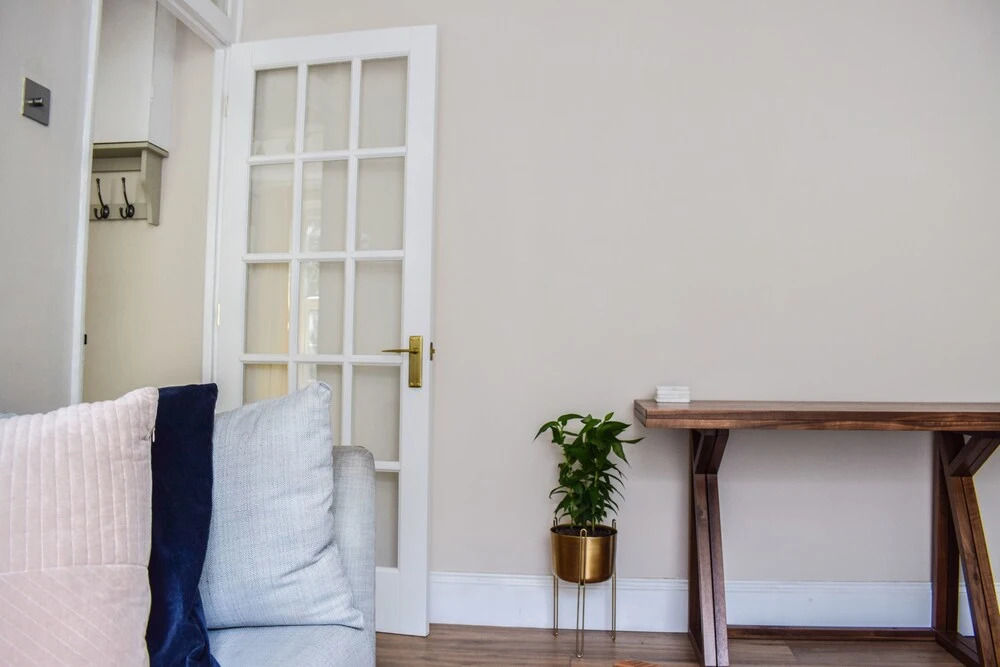 Charming 3 Bedroom Apartment From Cutty Sark