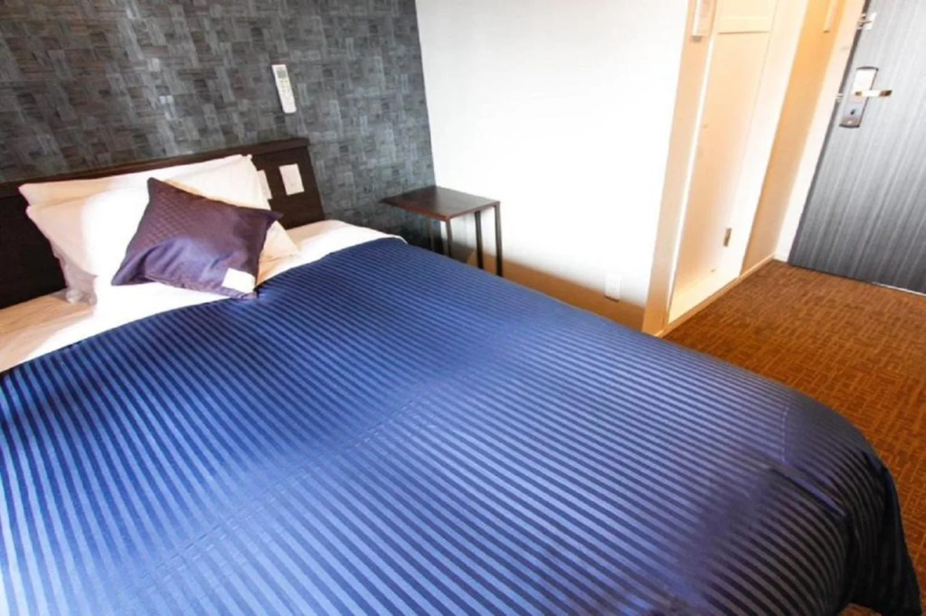 HOTEL LiVEMAX Osaka Honmachi
