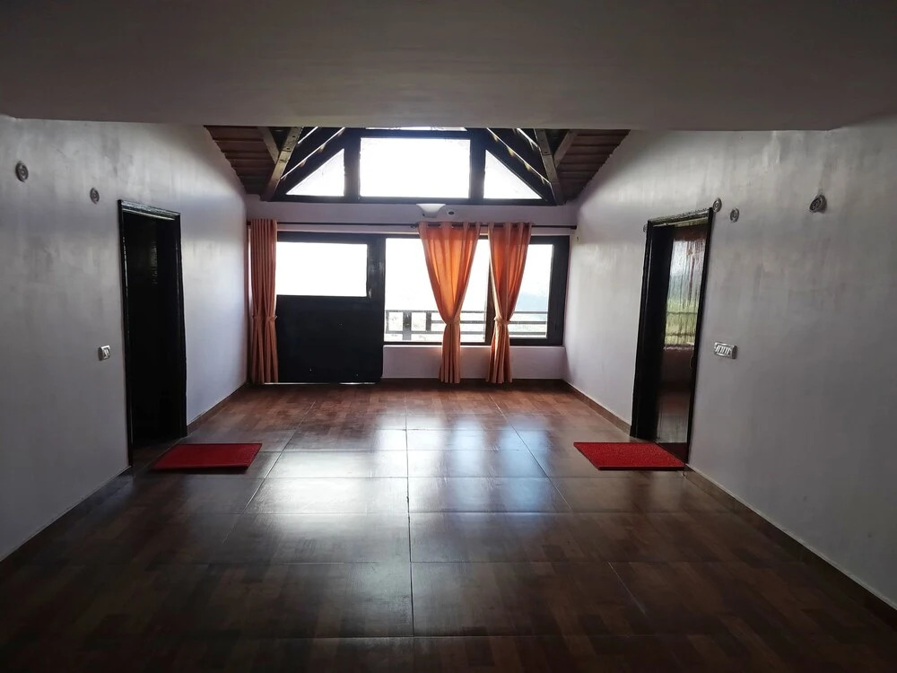 OYO 17380 Lord Krishna Himalayan Hotel