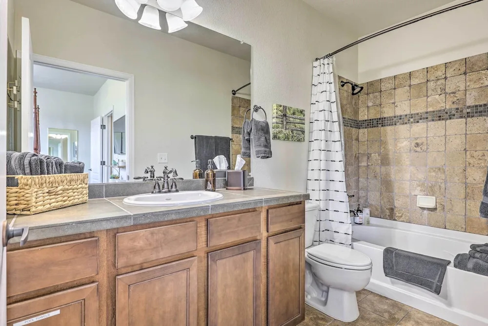 Ski, Hike & Golf: Granby Condo w/ Shared Amenities