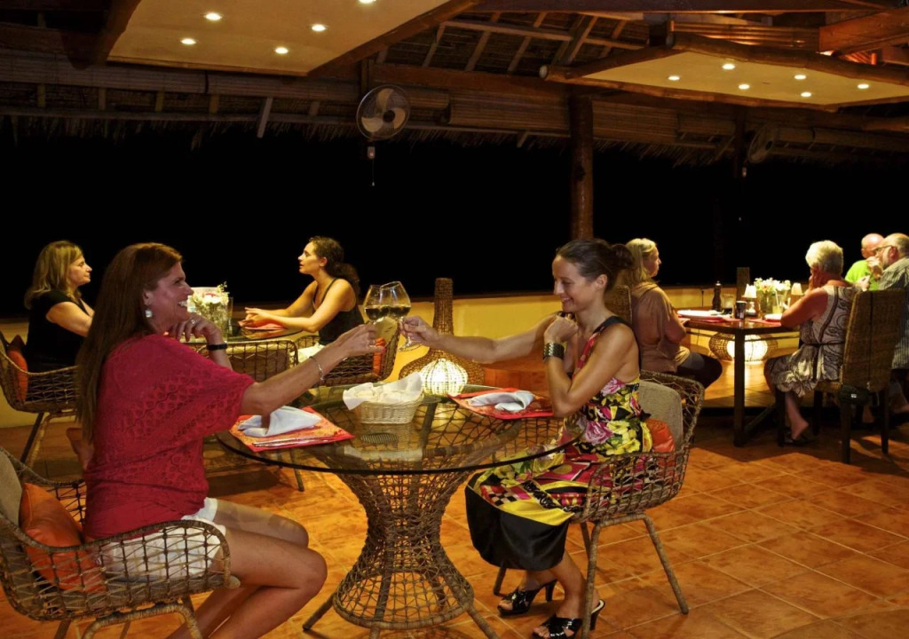 Fish Unlimited Beach & Dive Resort