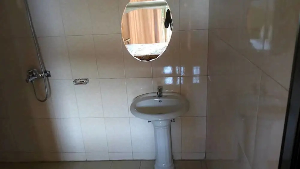 Leosim Hotel