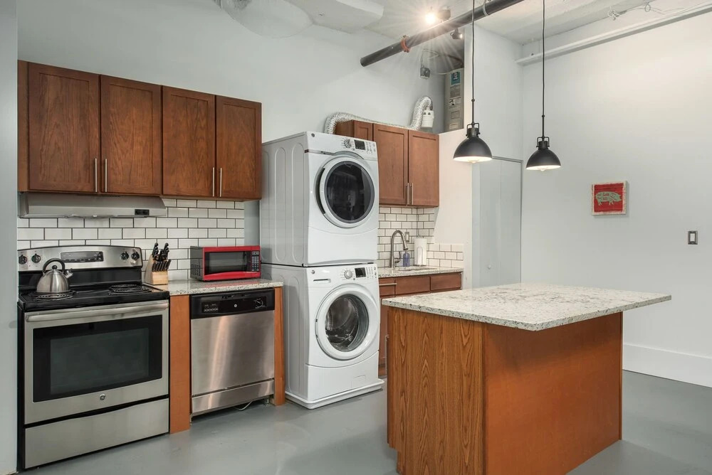 Apartments At 1531 Washington Ave