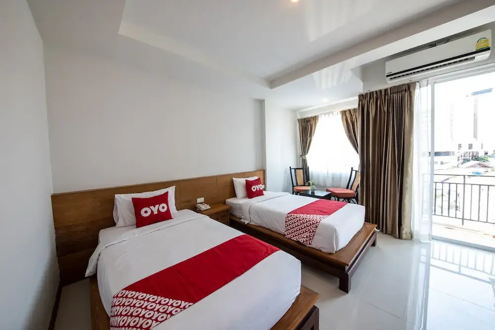 Golden Place Patong by OYO Rooms
