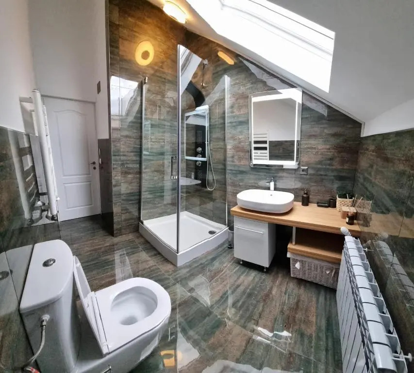 Attic 33