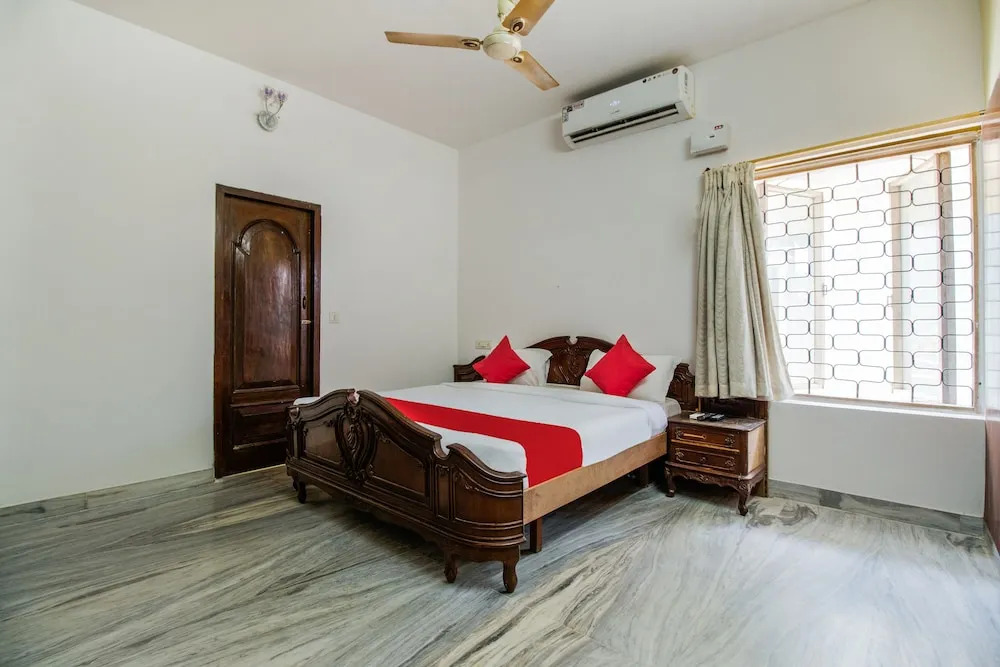 Space Ville by OYO Rooms