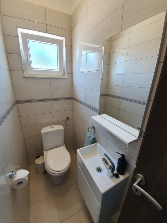 2-bed Apartment 5 Mins From Beach! Zadar, Croatia