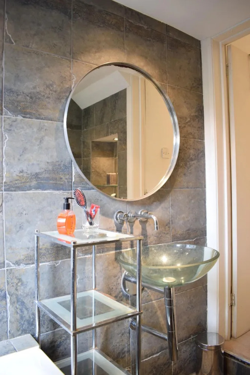 1 Bedroom Apartment With Outdoor Area in Chelsea