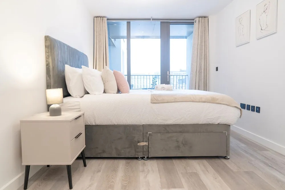 Apex Lofts Suite - 2 bed 2 Bath w/ Rooftop Terrace