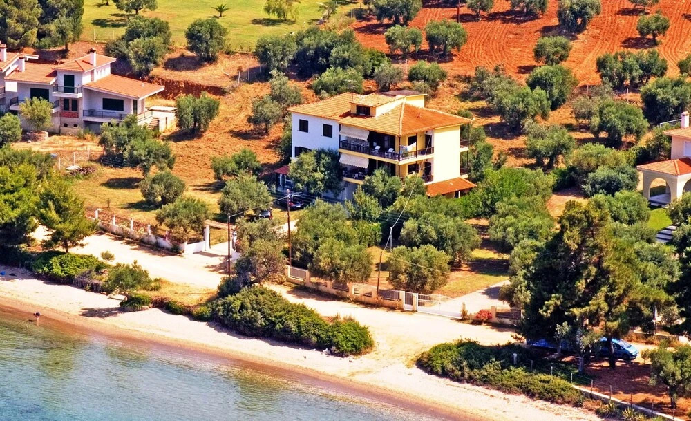 Elia House a quiet seaside place