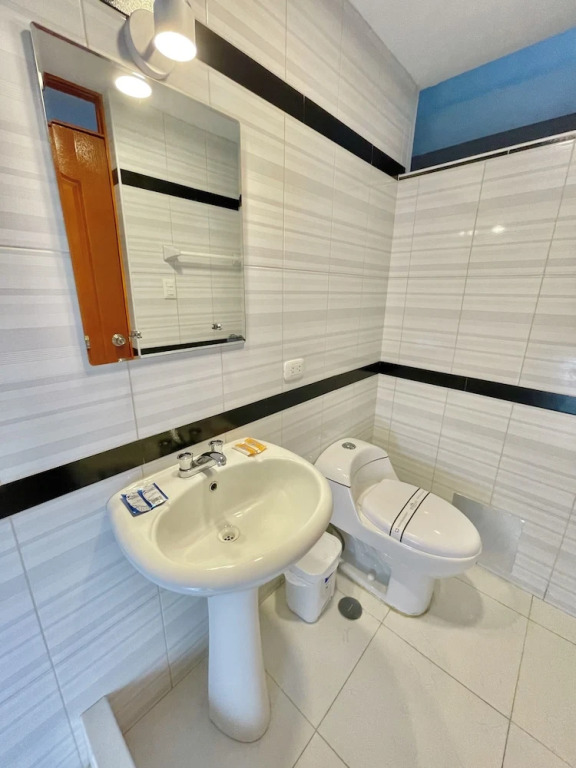 Jultom Inn Hotel & Suites