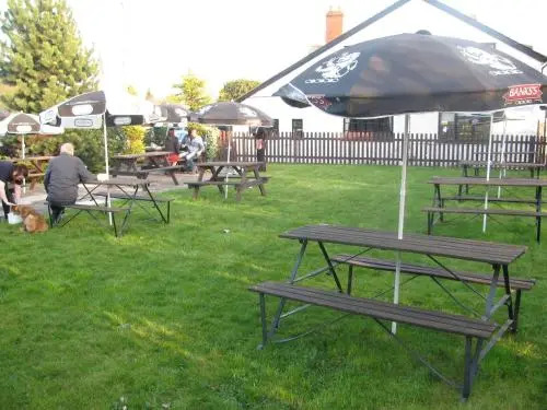 Three Horseshoes Inn