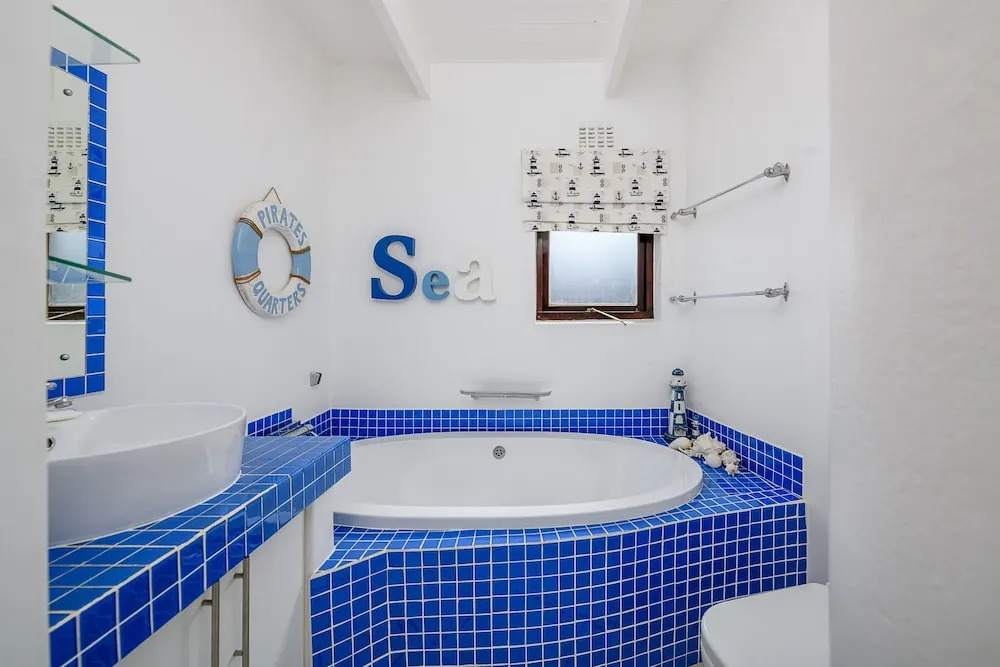 San Lameer Villa Rentals 2832