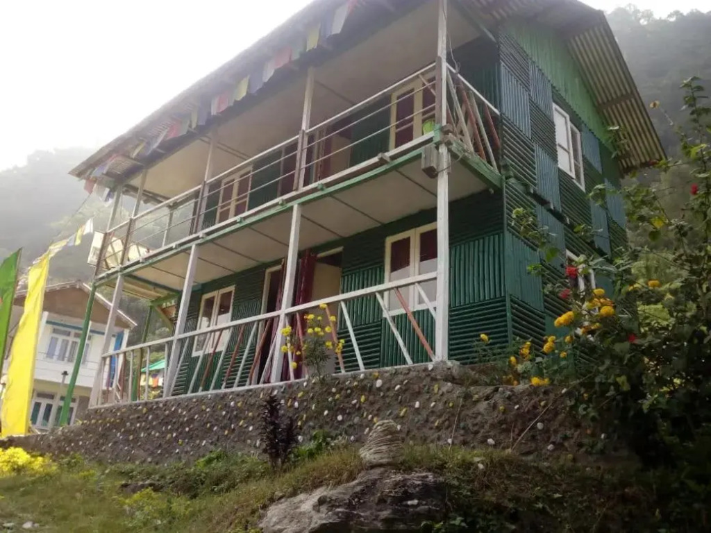 Vamoosetrail Pedong Village Resort