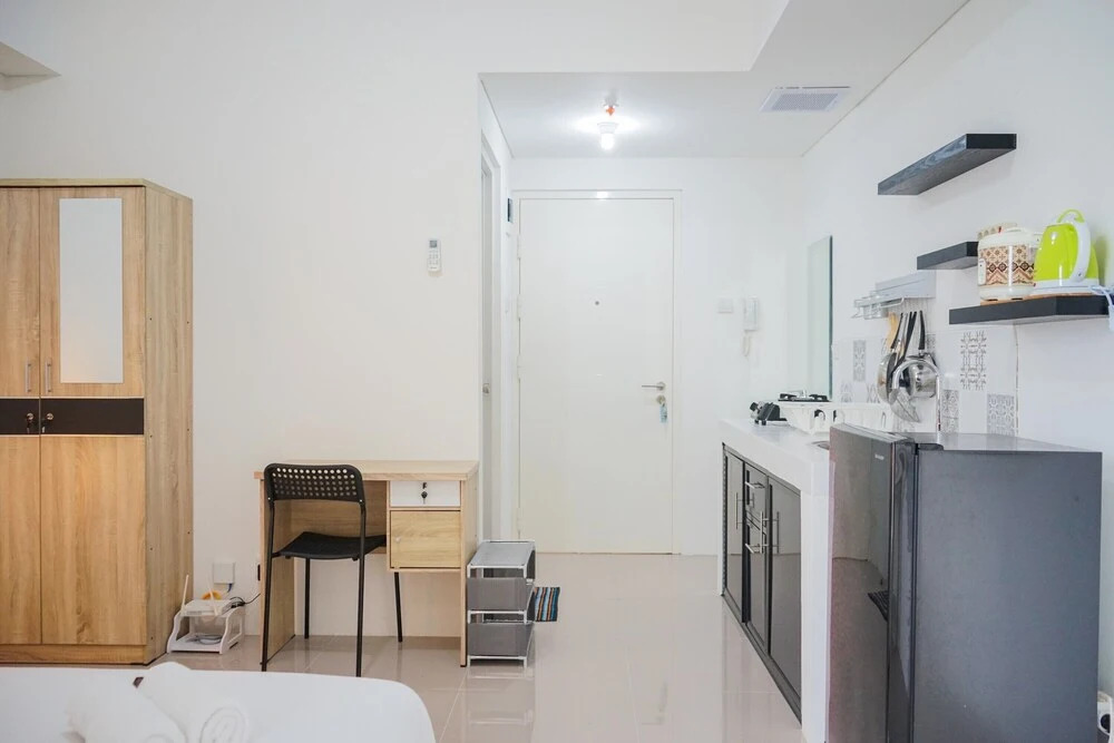 New Furnished Studio with City View @ Silktown Apartment