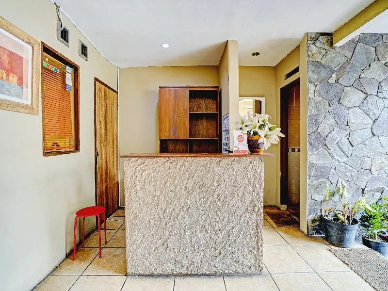 OYO 90293 Guest House Cigadung 9a