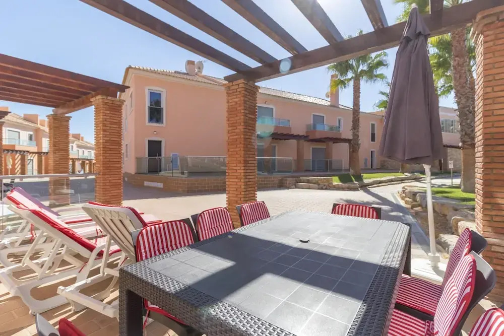 Villas2Go2 Santa Maria