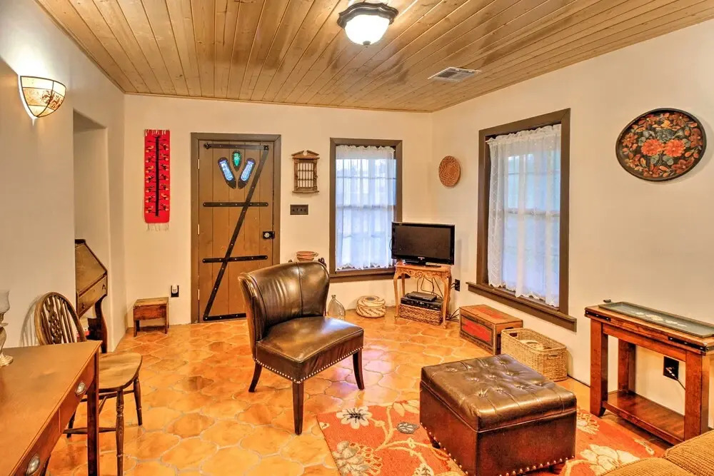 Charming Couples Casita, Walk to Old Mesilla Plaza