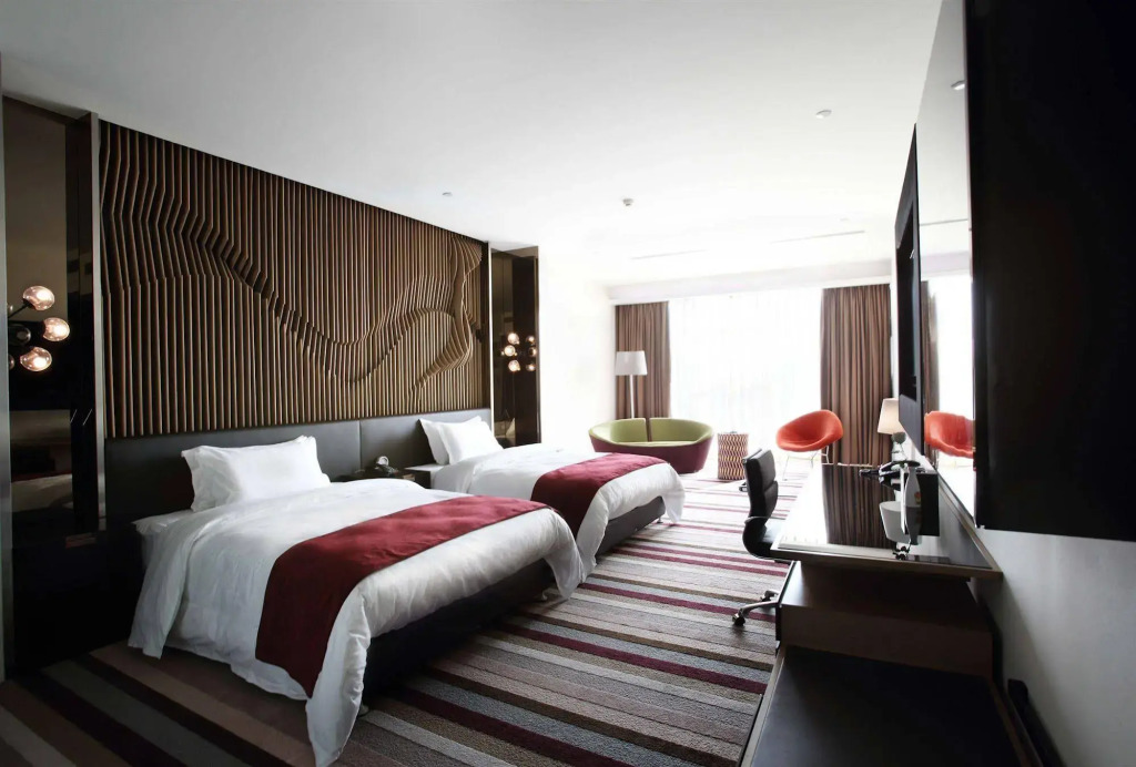 Qingdao Jinfuyue Hotel (Heilongjiang Middle Road Oriental City Branch)