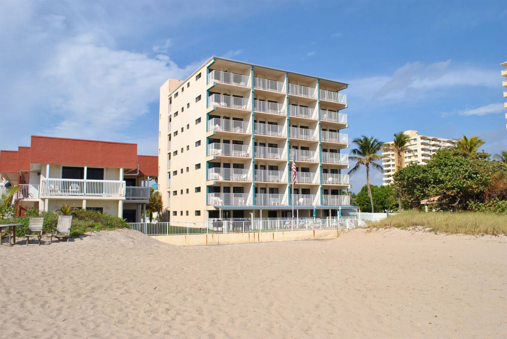 La Costa Beach Club