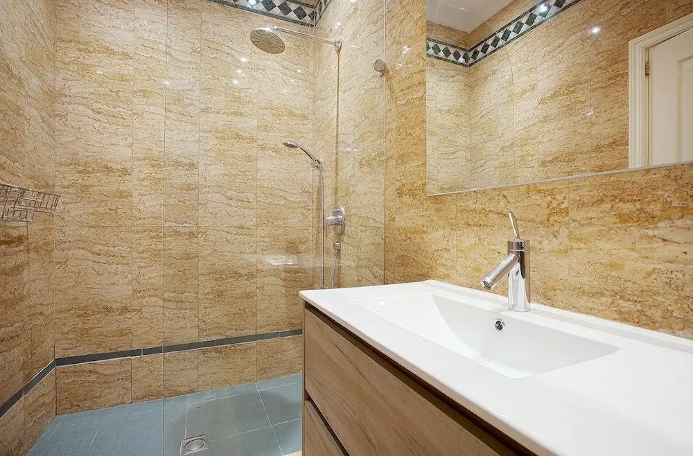 Big Apartment 2 Bedrooms & 2 Bathrooms. Chamberí