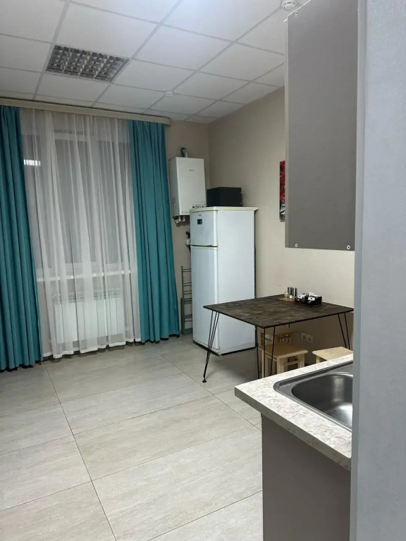 Three Rooms (Три румс)