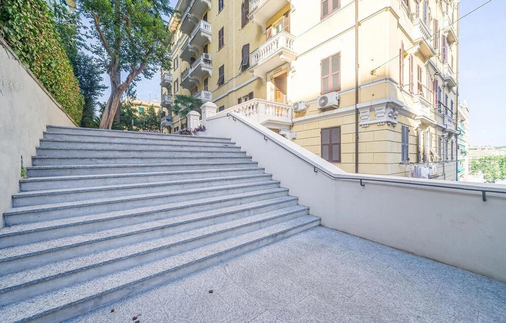 Amazing Apartment in Genova With Wifi and 2 Bedrooms