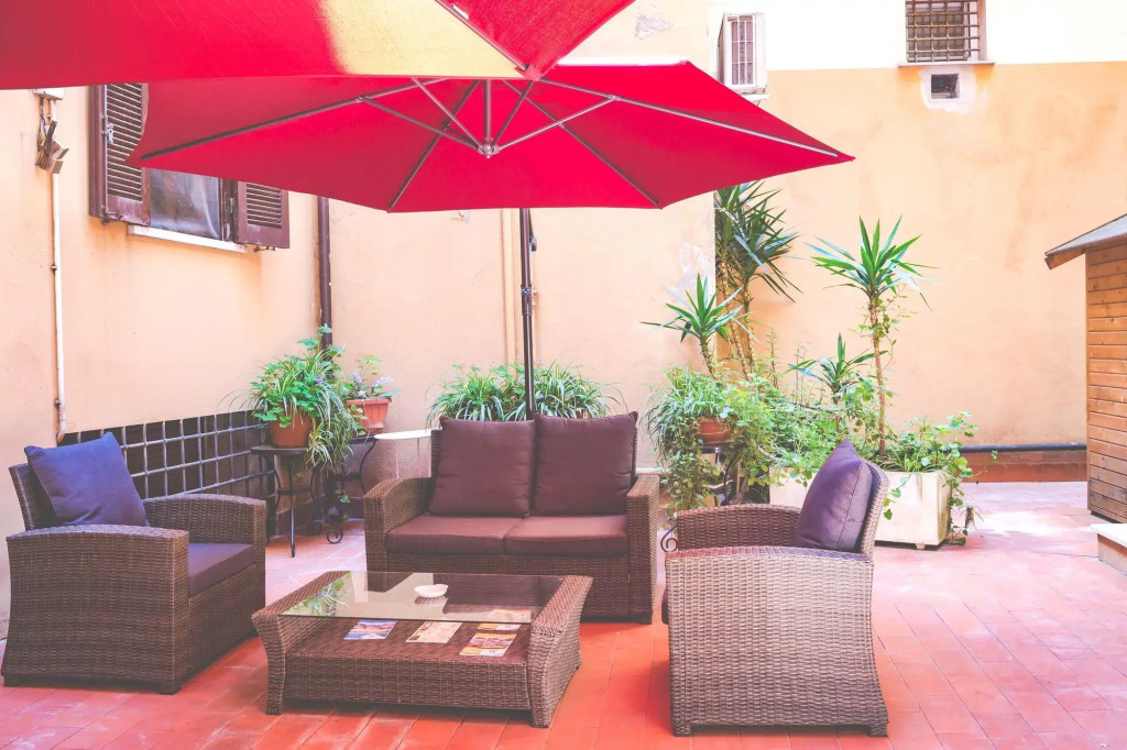 Gh Trevi Fountain