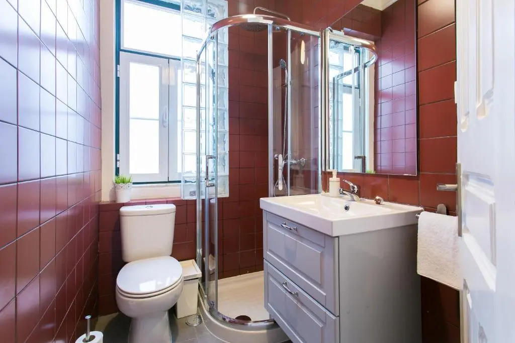Rato by Central Hill Apartments