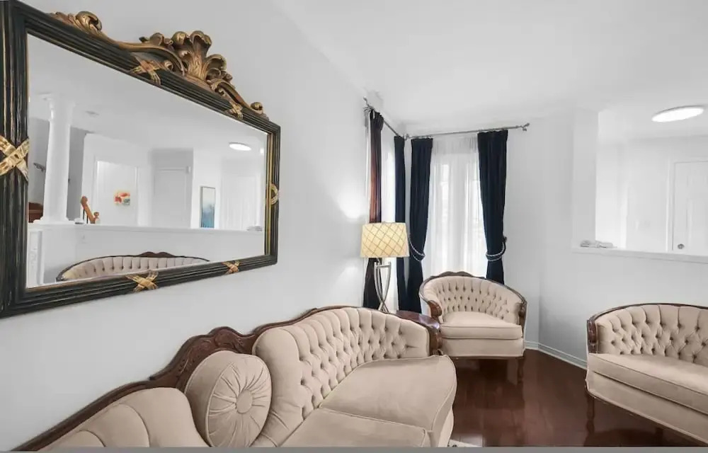 Newly Renovated 3BR in Whitby Family-friendly