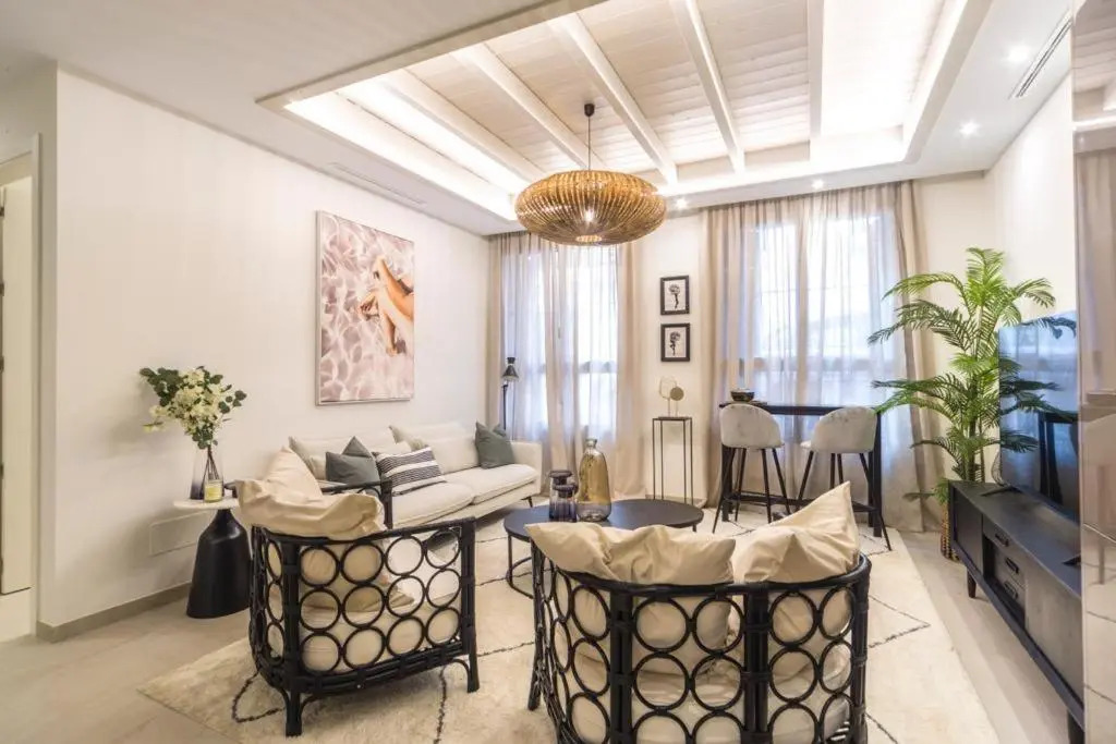 CASONA 6 LUNAS APART Ba-BA1, Marbella old town