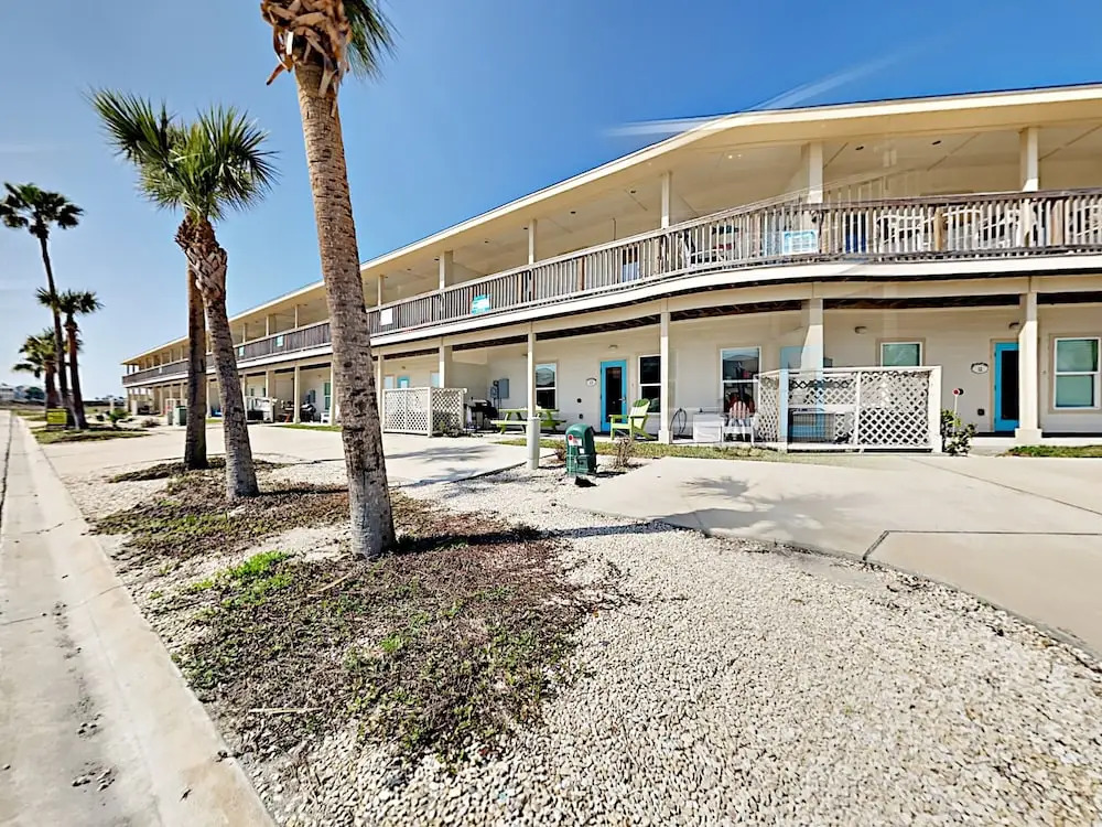 12 Gulf Side Hesperus - Four Bedroom Townhome