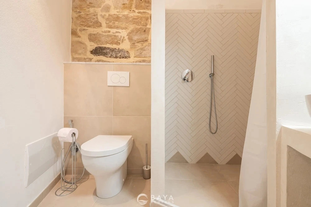 Ca Rouge - Modern Bright 3BR Boutique Retreat in the Heart of Carloforte