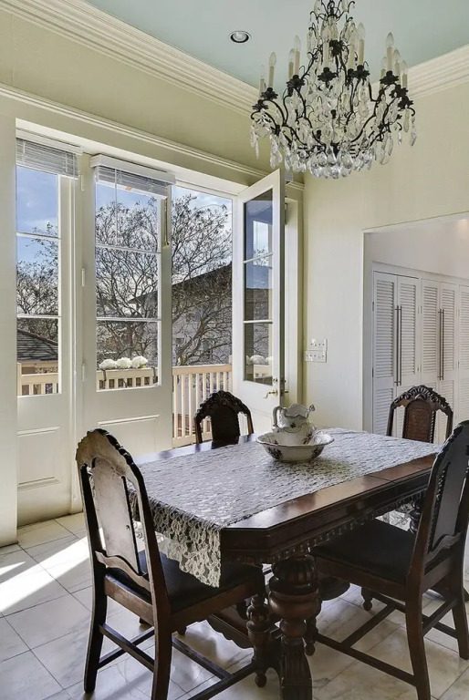 N Rampart Apartments - Lux 3BD 2BA French Quarter w Courtyard