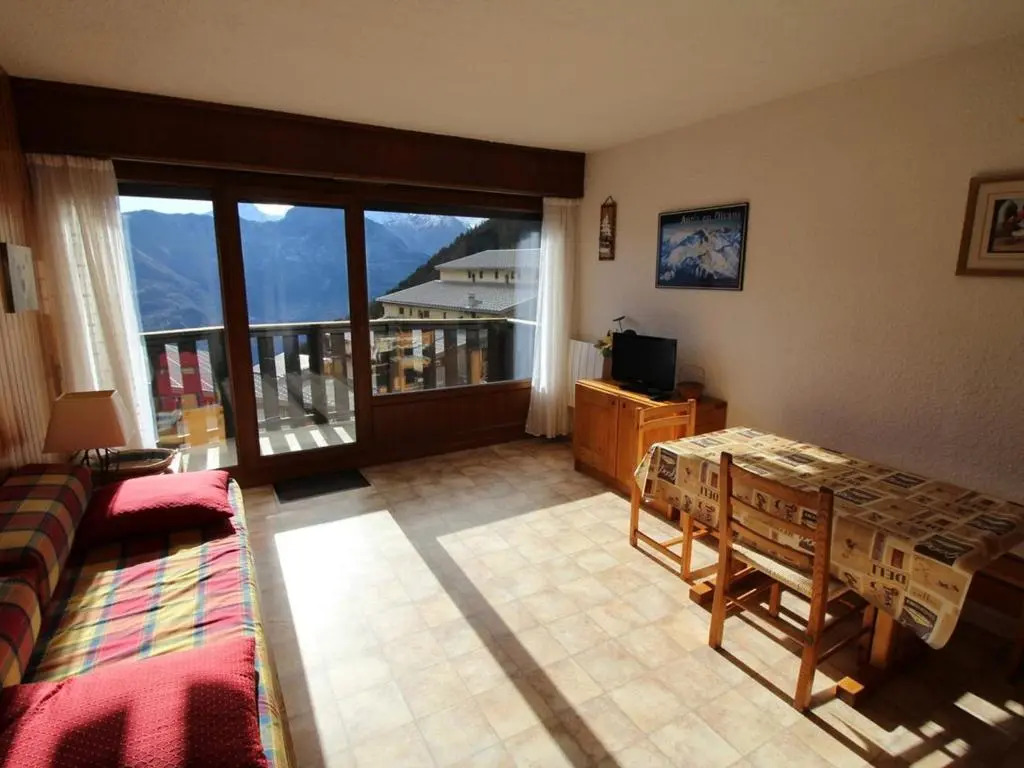 Appartement Auris, 1 pièce, 4 personnes - FR-1-297-31
