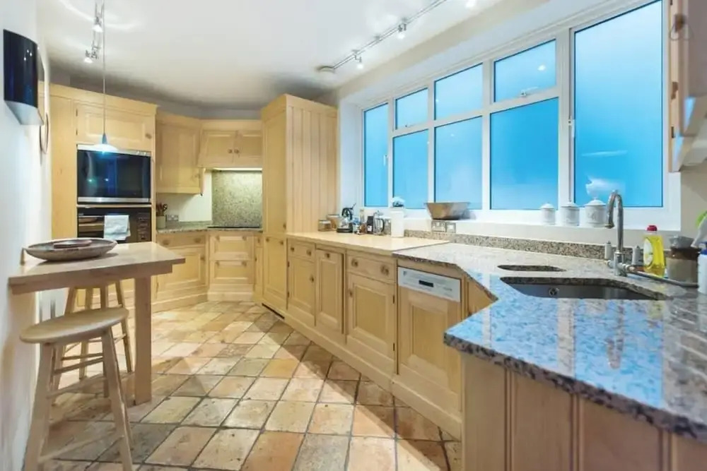 4 Bed 2.5 Bath House in the Heart of Westminster