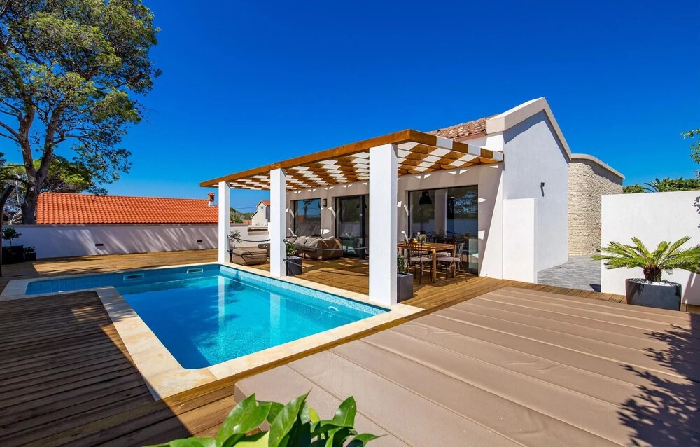 Beautiful Home in Rab With Outdoor Swimming Pool, Wifi and 3 Bedrooms