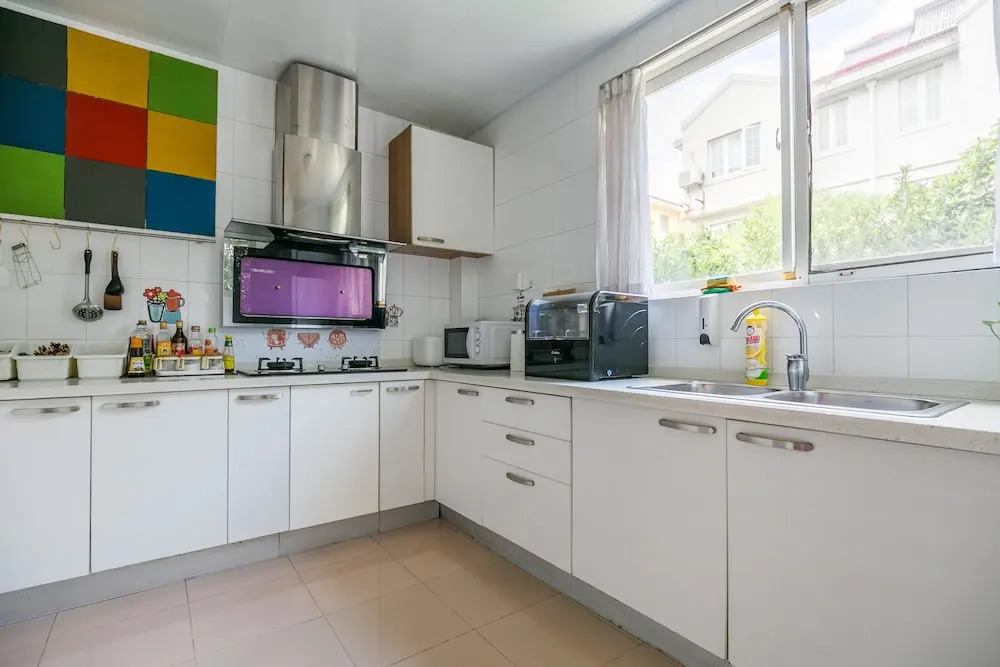 Cambridge Villa with 5 BRs