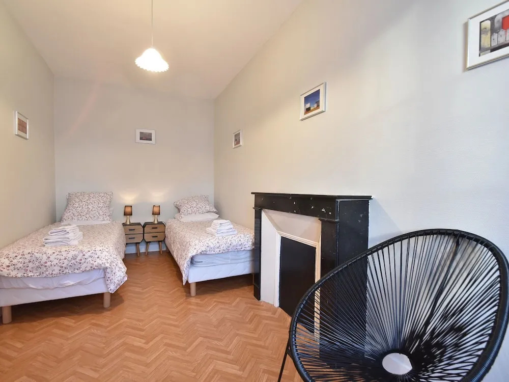 Cosy Holiday Home in Port-en-bessin-huppain With Garden